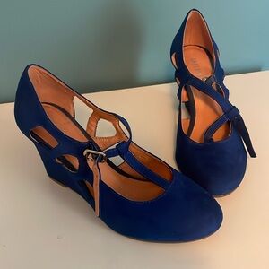 Chelsea Crew blue wedges